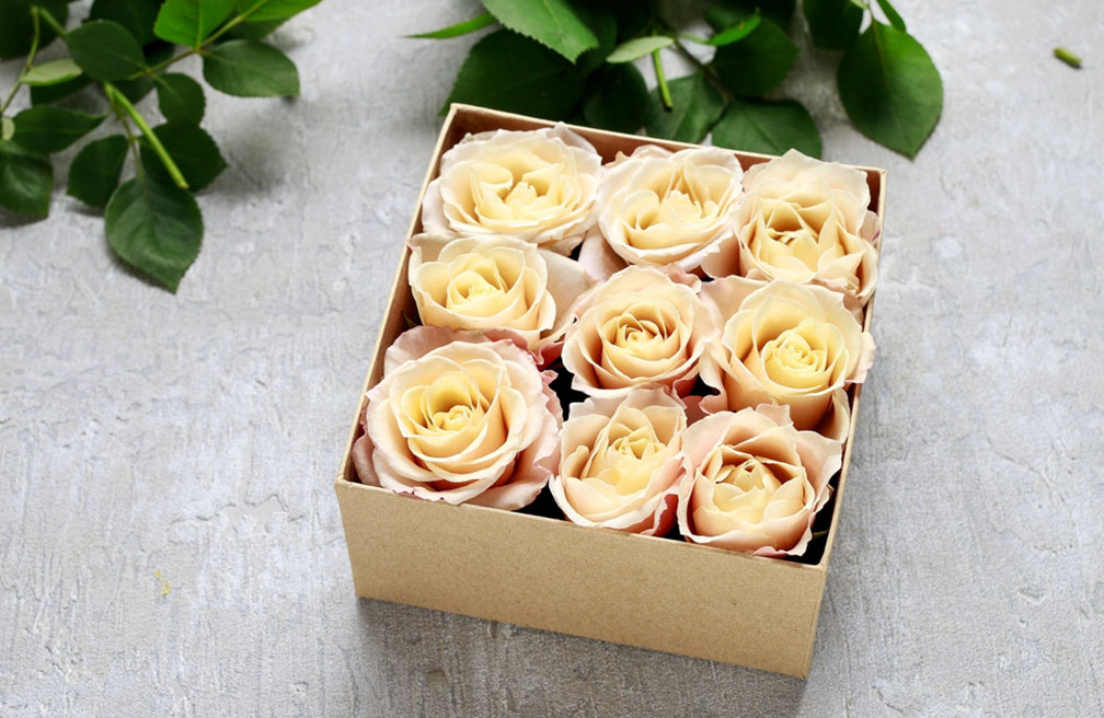 DIY - Rozencadeau - Je cadeaudoosje met rozen is af! 